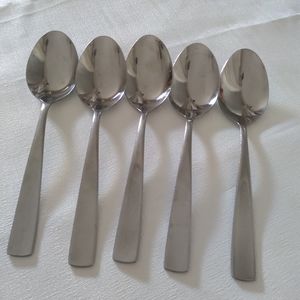 International stainless satin Danford 5 oval soup spoons